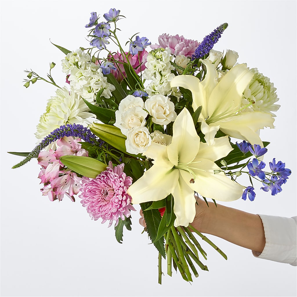 Winter Celebration Bouquet – CHARLY'S FLOWERS, San Jose CA