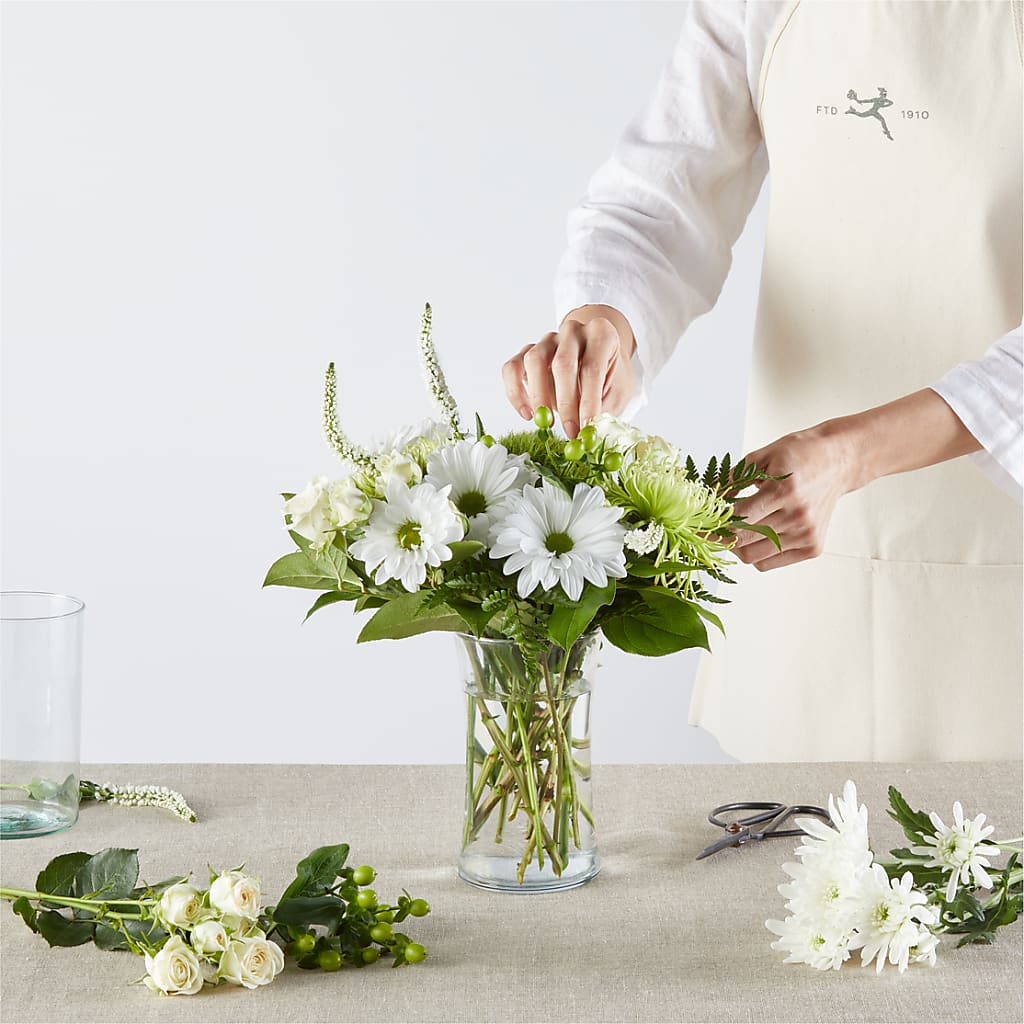 Irish Garden - A Florist Original – CHARLY'S FLOWERS, San Jose CA