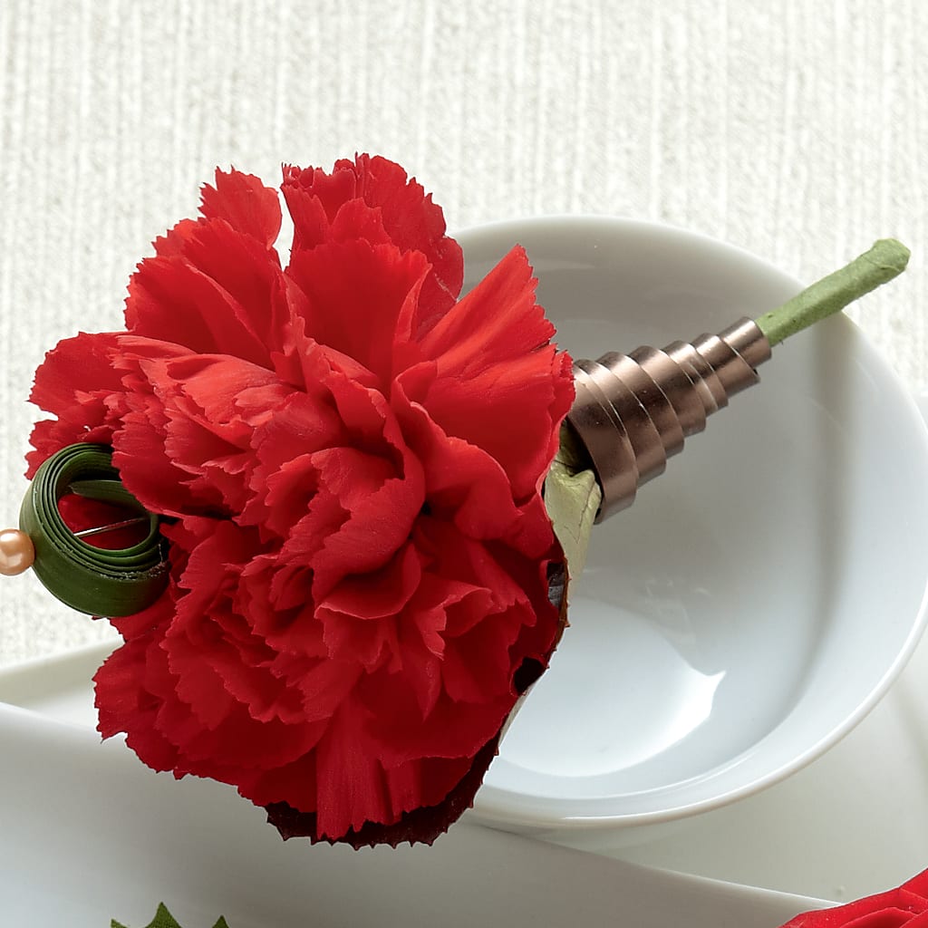 Red Carnation Boutonniere – CHARLY'S FLOWERS, San Jose CA