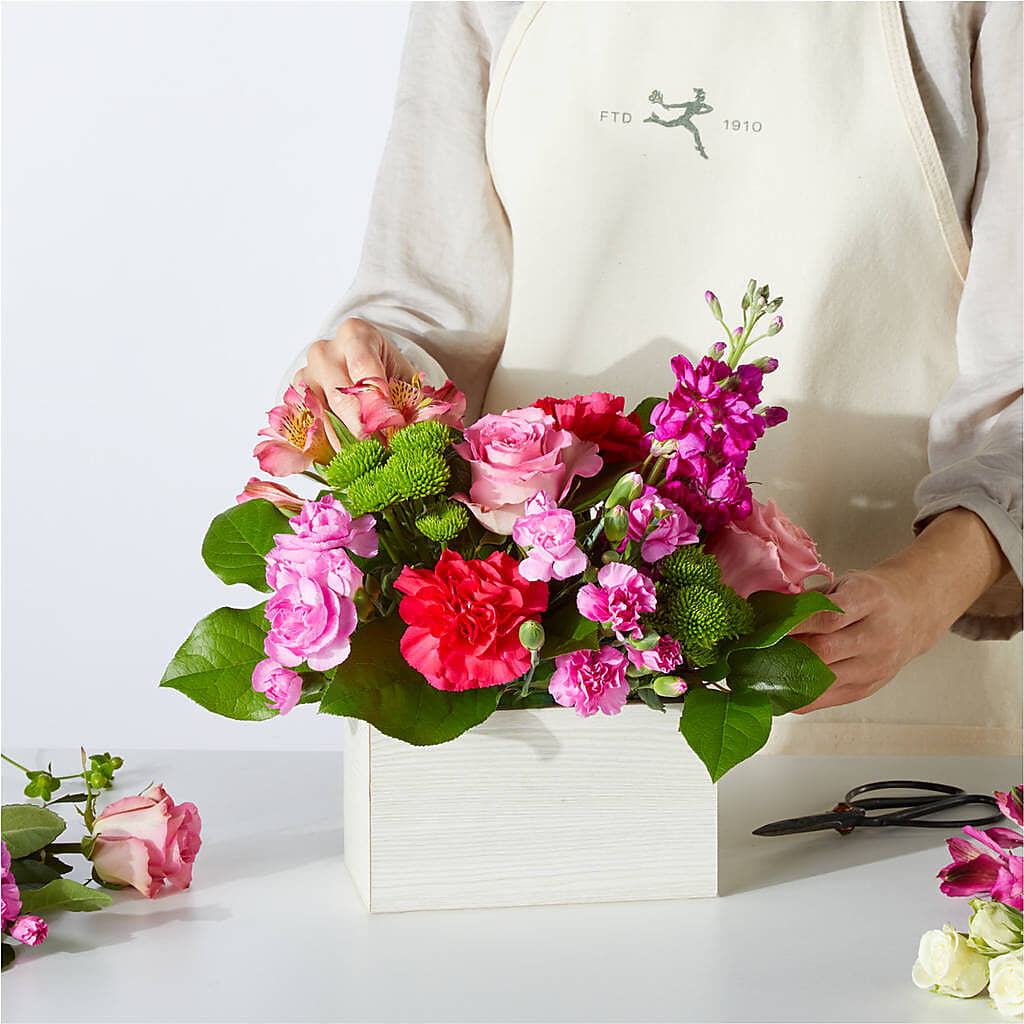 Sweetberry Box – A Florist Original – CHARLY'S FLOWERS, San Jose CA