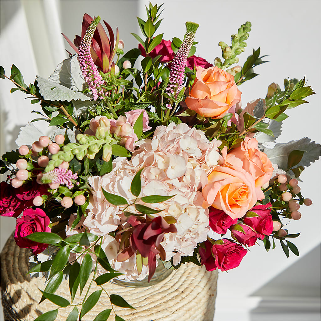 Glitz & Glam Bouquet – CHARLY'S FLOWERS, San Jose CA