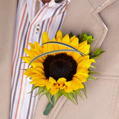 Free Spirit Boutonniere – CHARLY'S FLOWERS, San Jose CA